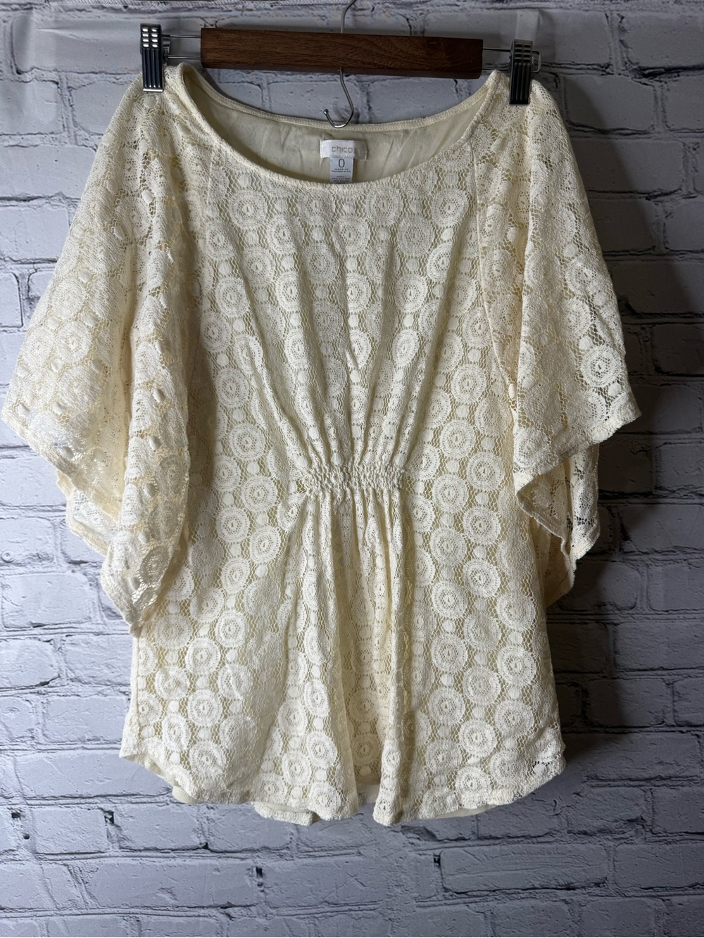 Chico's Cream Lace Flutter Sleeve Top size 0